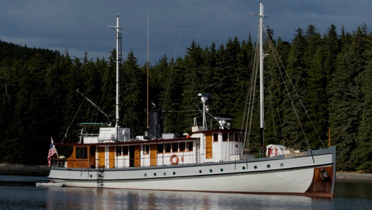 Yacht Westward