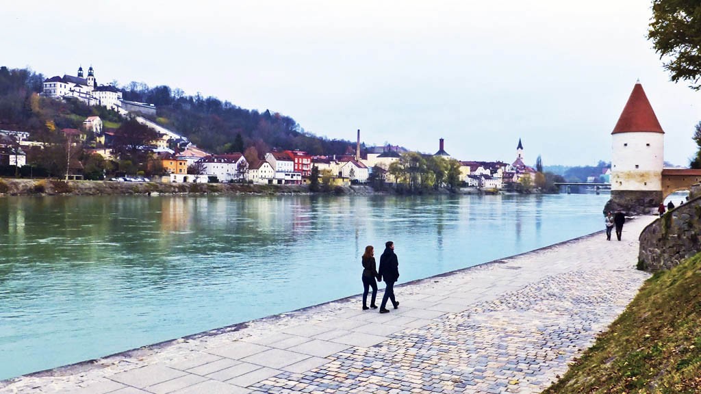 Passau shoreline
